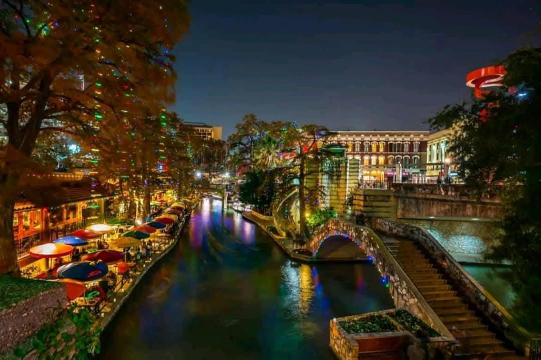 Viva Fiesta Condo On San Antonio Riverwalk Extérieur photo