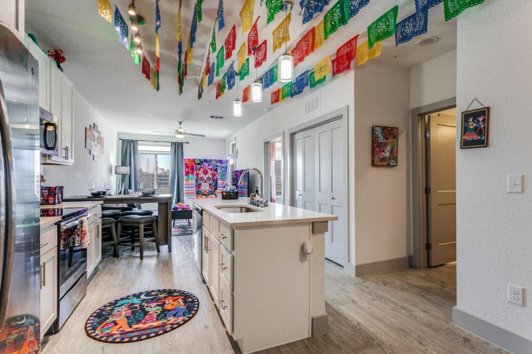Viva Fiesta Condo On San Antonio Riverwalk Extérieur photo